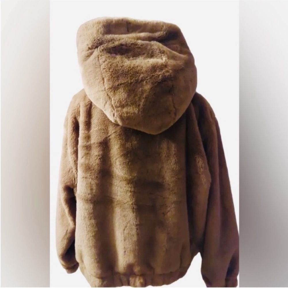 Zara Golden Brown Faux Fur Teddy With A Hoodie w/ A Slight Cropped Design - Picture 4 of 9